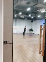 -防空洞舞蹈·瑜伽