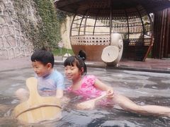 -四季贵州·山地温泉水世界