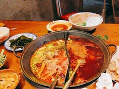 -萍姐火锅·公路夜市(武汉首店)