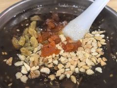 -白翔甜食店