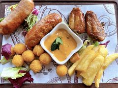 -YUE·6·西式融合餐厅(外滩六号店)