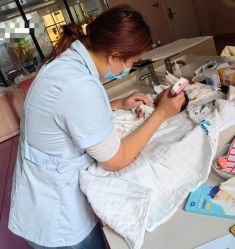 -深圳港龙妇产医院