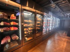 面包甜点陈列柜-MONICH牛排融合餐厅(和义大道购物中心店)