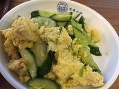 -同济大学本部学苑饮食广场