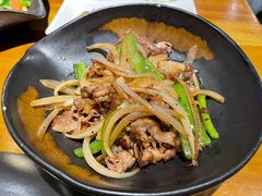 铁板洋葱炒牛肉-和彩放题餐厅(酒仙桥店)