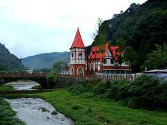 -花水湾第一村温泉大酒店