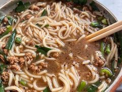 -正宗杨记普洱酸醋米线(总店)