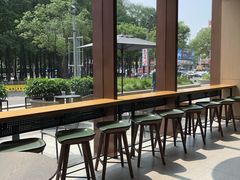 景观位-星巴克臻选(东莞长安万科广场店)