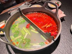 -三出山火锅(南京万象天地店)