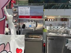 -DQ·蛋糕·冰淇淋(浦江欢乐颂店)