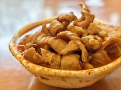 -邱芳粉店(迎宾大道旗舰店)