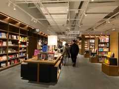 -茑屋书店(天目里店)