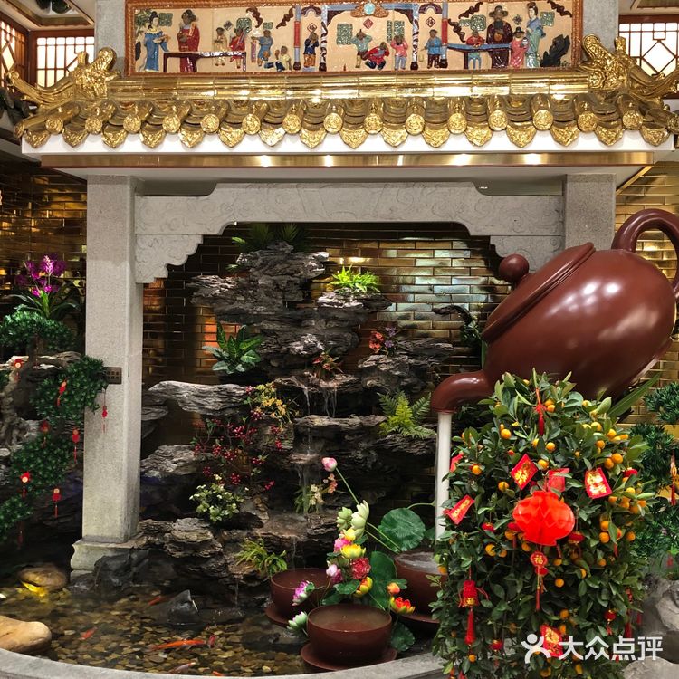 中山公园又现排队王，正宗广式茶点，现点现蒸，口味很嗲