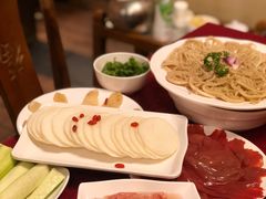 -山城年华老火锅(玉林店)
