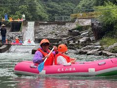 -安吉龙王山峡谷漂流