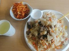 -尕盼舍连锁餐饮大盘鸡拌面王(中和美食街店)