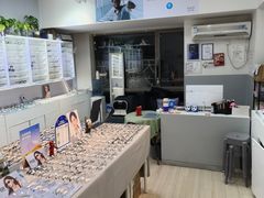 -天空之镜眼镜店蔡司依视路授权店(天通苑店)