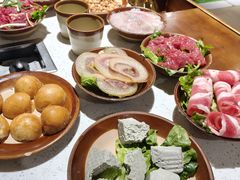 -贵府酸汤牛肉火锅·贵州老字号(飞山街店)