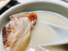 -洪氏嗨捞·猪肚鸡火锅(阳光天地店)