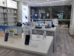 -荣耀授权专卖店(黄浦浙江中路店)