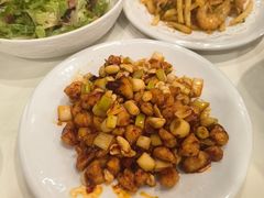 -鑫巴蜀小镇 · 水煮鱼专研店(玉桥店)