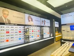 -LOHO眼镜(上海晶耀前滩商场店)