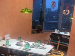 -喃喃椰·糟粕醋·椰子鸡火锅(七堡花园店)