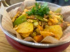 -红渡小香·牛肉麻辣香锅(车站南路店)