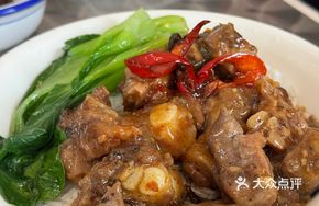 Steamed Ribs with Soy Sauce and Chinese Sausage