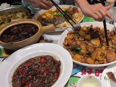 -鑫小城故事·藕汤·家常菜(台北一路总店)