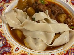 沙湾大盘鸡-塔哈尔·新疆盛宴(城西银泰店)