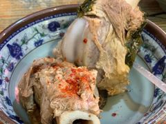 -老谢野馄饨(延安路店)