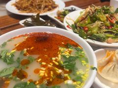 招牌羊肉汤-七百岁羊肉馆(环球港店)