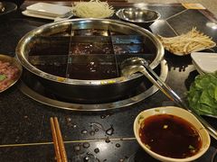 -邓莽子老火锅(中兴路总店)
