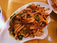 -覃记海鲜美食餐厅