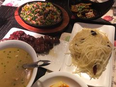-舌尖上的食缘花园主题餐厅