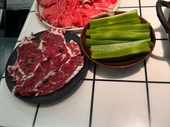 -扎起市井老火锅(乐山总店)