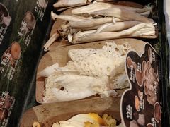 -芸山季·云南山珍菌火锅(人民广场来福士店)