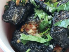 -黑色经典·长沙臭豆腐(粤华路店)