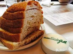 -Musso & Frank Grill