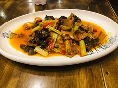 泡椒仔姜鲜牛肝-伊兰麒兰馨园·川菜·清真馆(339电视塔店)