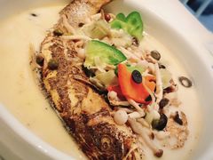 -春树下·树屋花房西餐厅(罍街AS1980店)