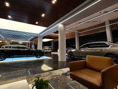 -上海宝诚中环BMW·MINI4S店