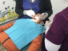 -岳辰齿科(浦东长泰店)