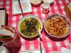 -辣小鲜·南昌大排档(船山路店)