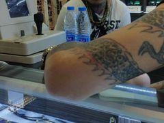 -臻美视爵眼镜·明月·依视路·蔡司折扣店(广渠门店)