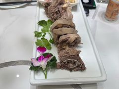 -马老六清真餐厅(雁滩店)