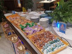自助取餐区-蓝珊甄选海鲜自助·火锅大排档(近阿那亚店)