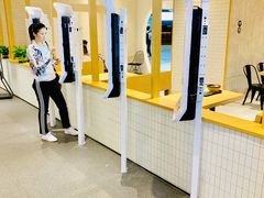 大堂-肯德基(虹桥机场T2北指廊精选外卖点店)