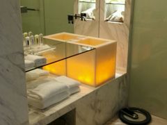 -上海滴水湖皇冠假日酒店